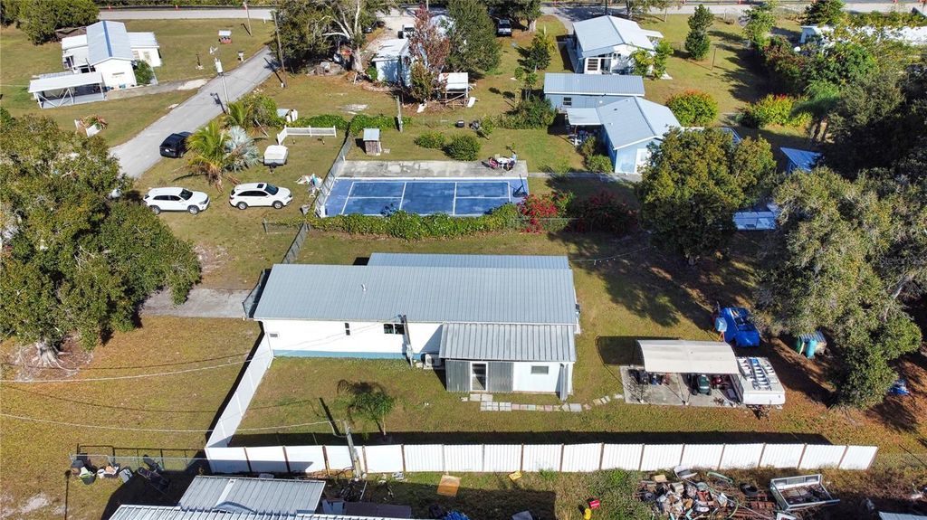 Image 44 of property listing at 2302 SE RED BARON DRIVE, Arcadia, FL 34266