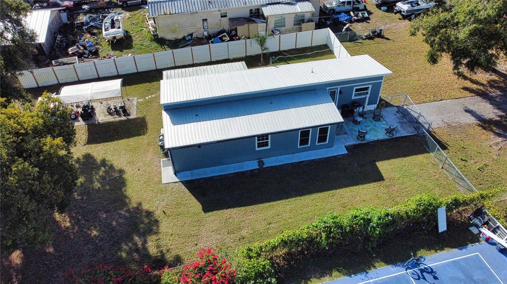 Image 46 of property listing at 2302 SE RED BARON DRIVE, Arcadia, FL 34266