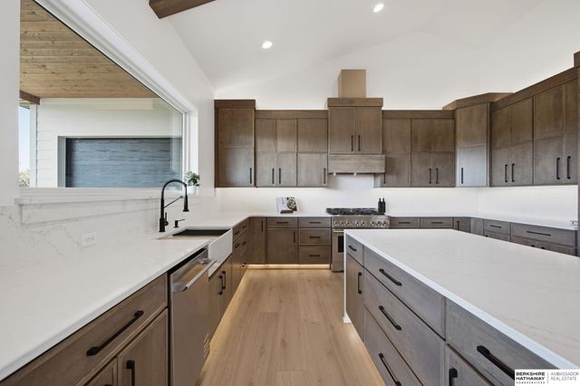 22102 Hackberry Circle, Gretna, NE 68028