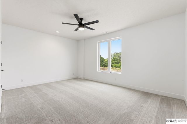 22102 Hackberry Circle, Gretna, NE 68028