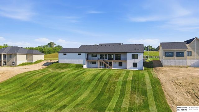 22102 Hackberry Circle, Gretna, NE 68028