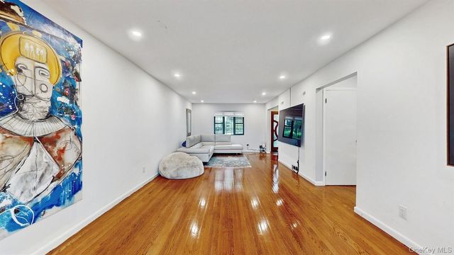 17 Arthur Place, Yonkers, NY 10701