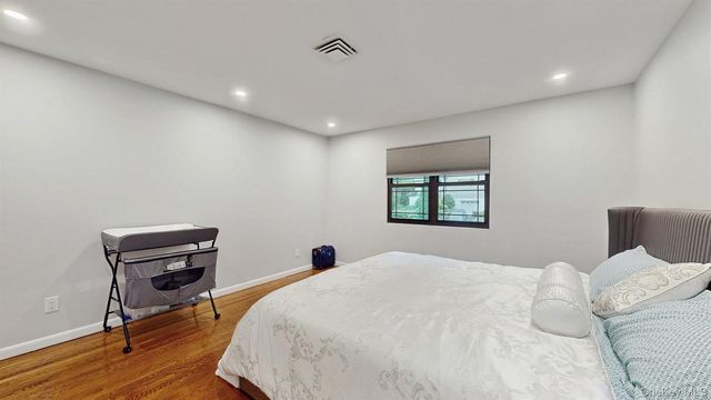 17 Arthur Place, Yonkers, NY 10701