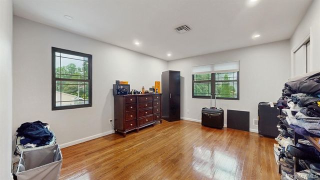 17 Arthur Place, Yonkers, NY 10701