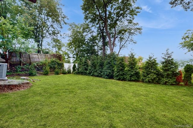 17 Arthur Place, Yonkers, NY 10701