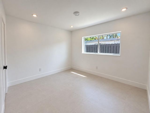 1516 NE 15th Avenue, Fort Lauderdale, FL 33304