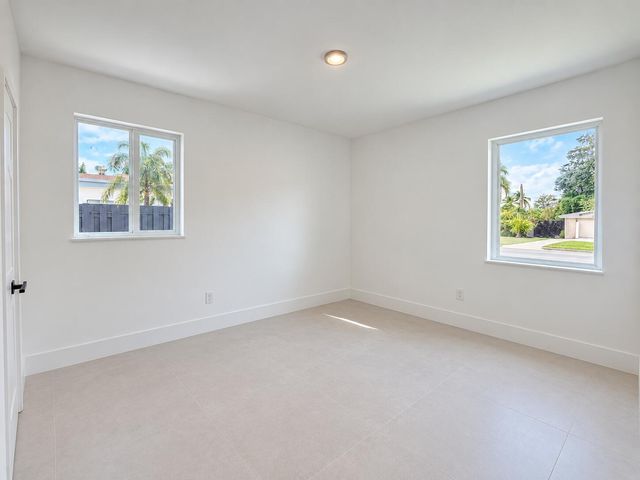 1516 NE 15th Avenue, Fort Lauderdale, FL 33304