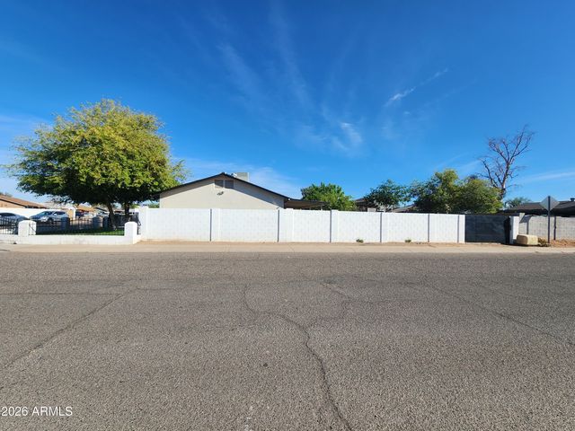 801 N 68TH Avenue, Phoenix, AZ 85043