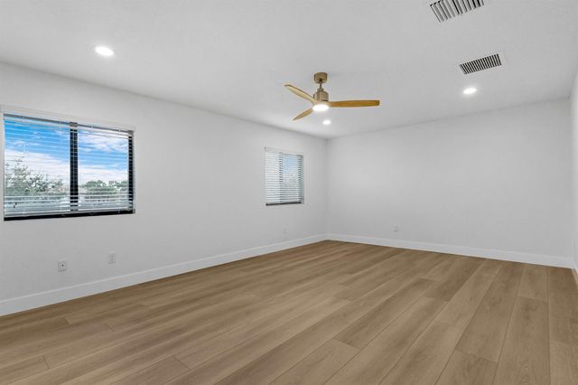 4846 Pond Pine Way, Greenacres, FL 33463