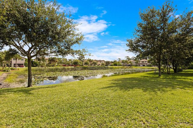 4846 Pond Pine Way, Greenacres, FL 33463