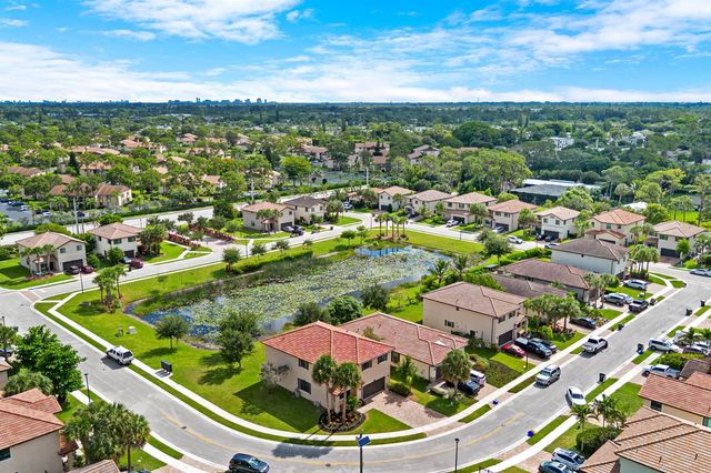 4846 Pond Pine Way, Greenacres, FL 33463