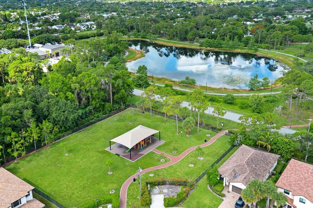 4846 Pond Pine Way, Greenacres, FL 33463