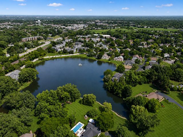 432 N Lake Shore Drive, Palatine, IL 60067