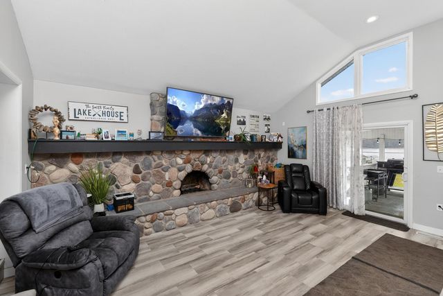69907 Sunset Boulevard, Porter Twp, MI 49130