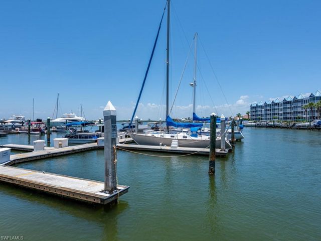 1023 Anglers CV E304, Marco Island, FL 34145
