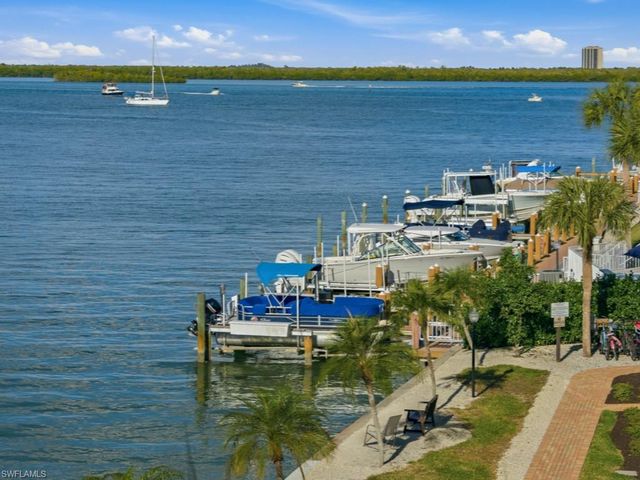 1023 Anglers CV E304, Marco Island, FL 34145