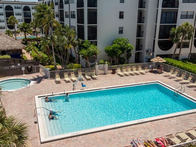 1023 Anglers CV E304, Marco Island, FL 34145