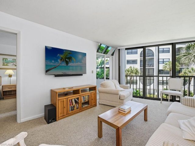 1023 Anglers CV E304, Marco Island, FL 34145