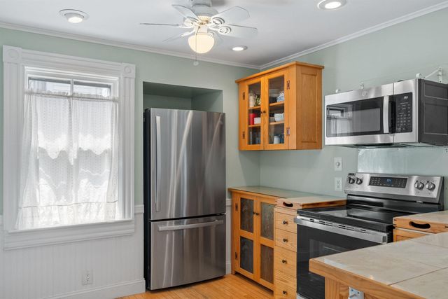 3 Essex Street, Concord, NH 03301