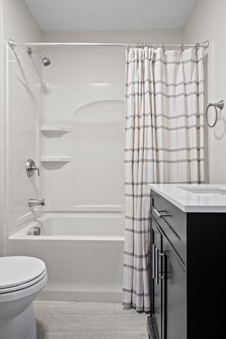 3 Essex Street, Concord, NH 03301