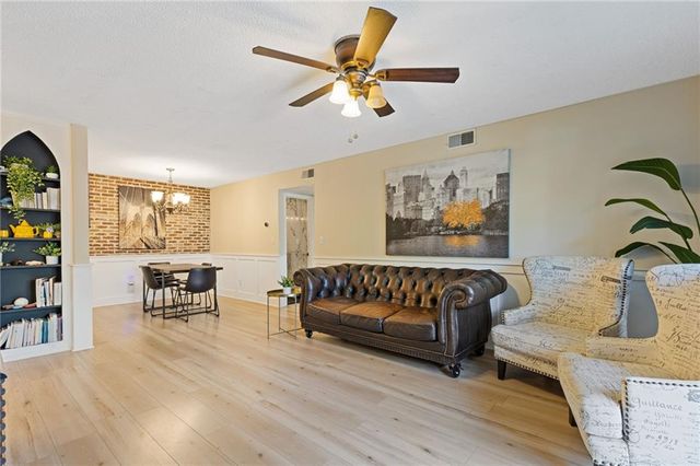 6851 Roswell Road N9, Atlanta, GA 30328