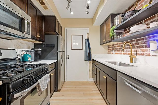 6851 Roswell Road N9, Atlanta, GA 30328