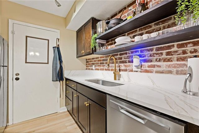 6851 Roswell Road N9, Atlanta, GA 30328