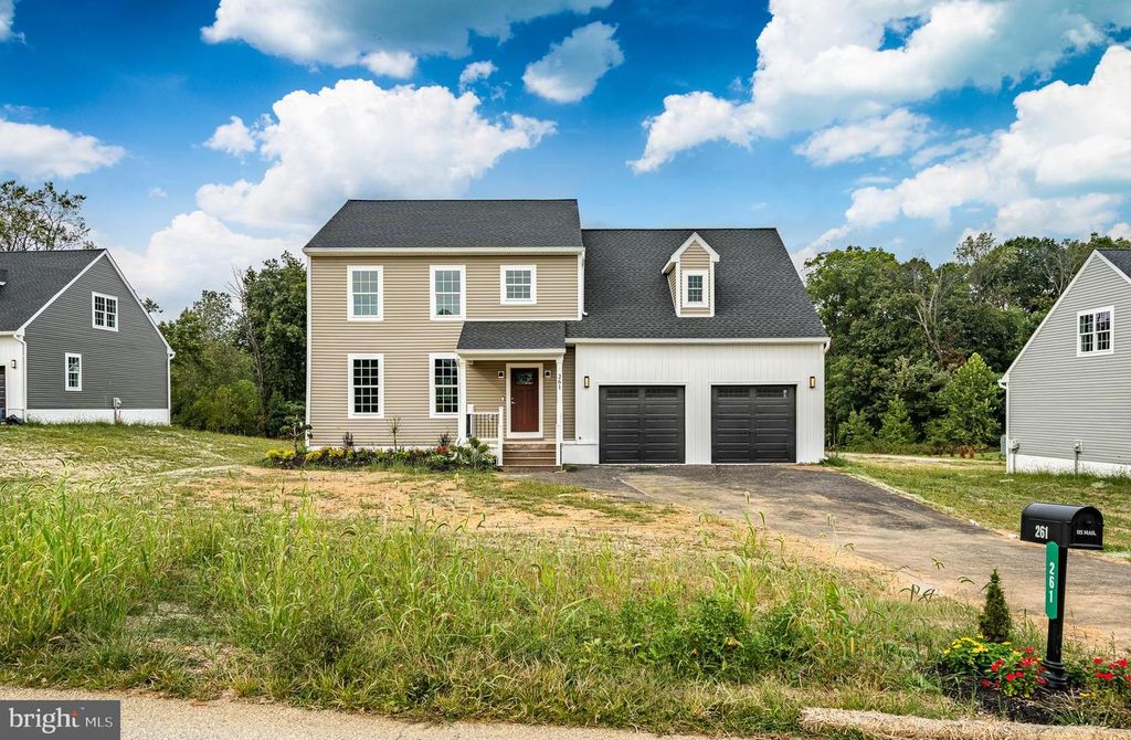 261 REID RD, Coatesville, PA 19320