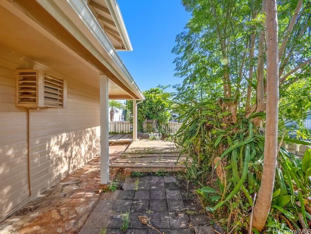 94-1473 Waipio Uka Street I108, Waipahu, HI 96797