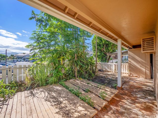 94-1473 Waipio Uka Street I108, Waipahu, HI 96797