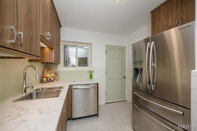 9838 Oak Haven Avenue, St Louis, MO 63119