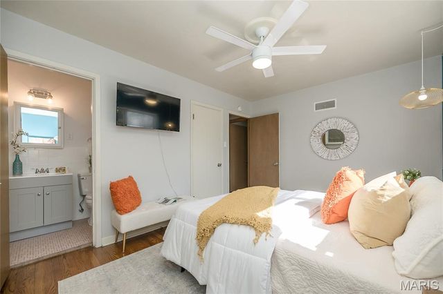 9838 Oak Haven Avenue, St Louis, MO 63119