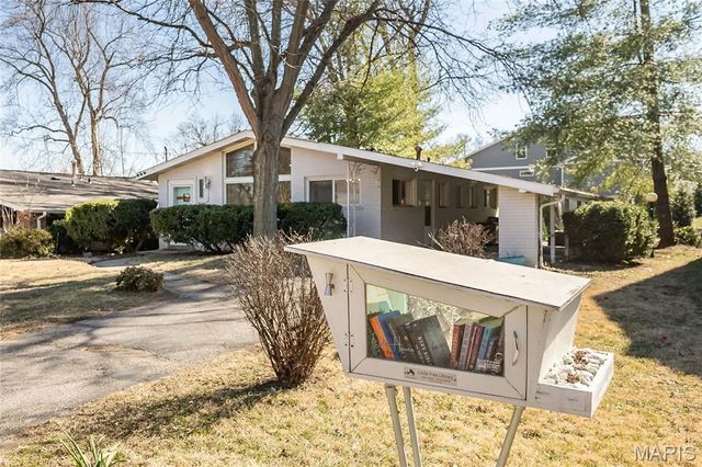 9838 Oak Haven Avenue, St Louis, MO 63119