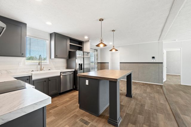 2874 Snyder Loop, Graysville, TN 37338