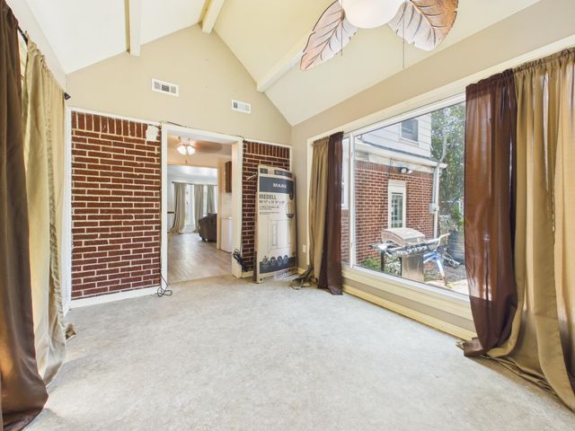 4844 E Morris St, Wichita, KS 67218