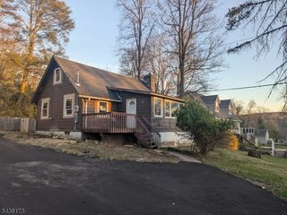 18 Wallkill Dr, Vernon Twp., NJ 07461