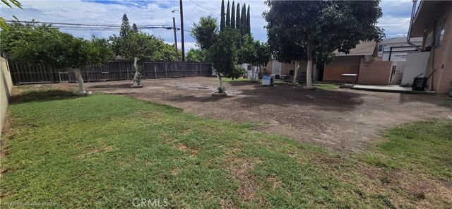 18502 Horst, Artesia, CA 90701