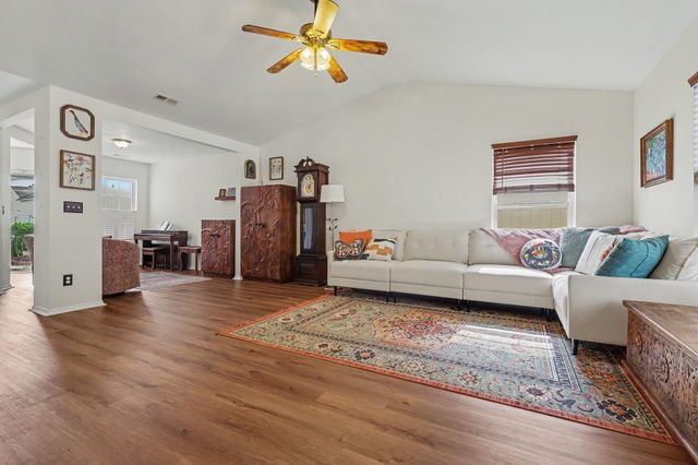 420 Bellegrove Dr., Myrtle Beach, SC 29579
