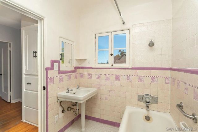 1240 Golden Gate Dr., San Diego, CA 92116