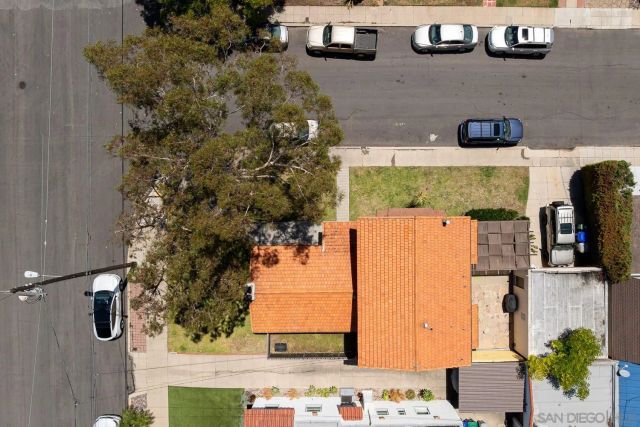 1240 Golden Gate Dr., San Diego, CA 92116