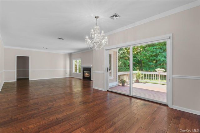 758 Heritage Hills B, Somers, NY 10589