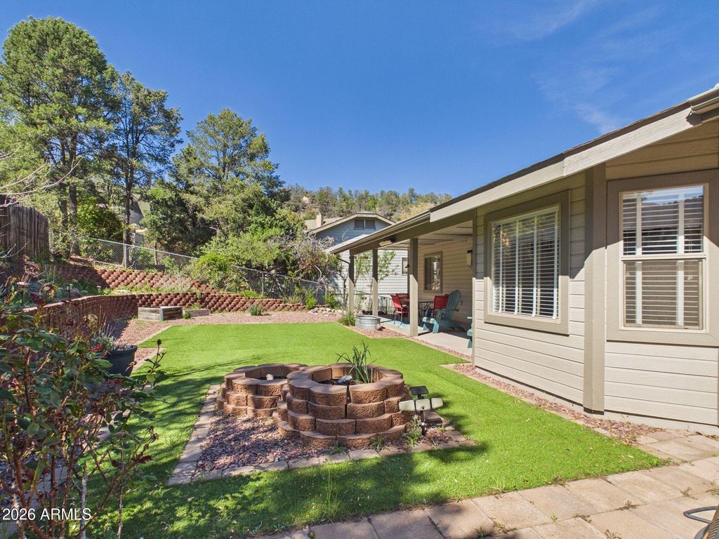 Image 21 of property listing at 1104 N RHONE Circle, Payson, AZ 85541