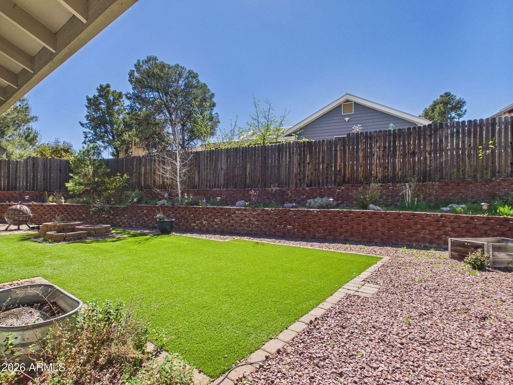 Image 24 of property listing at 1104 N RHONE Circle, Payson, AZ 85541