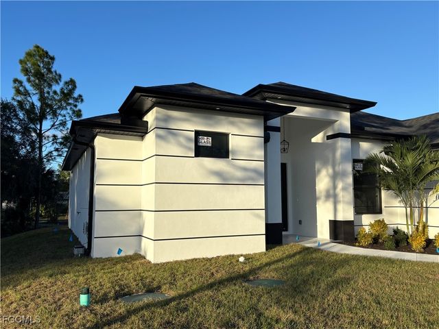 507 E 7TH ST, Lehigh Acres, FL 33972