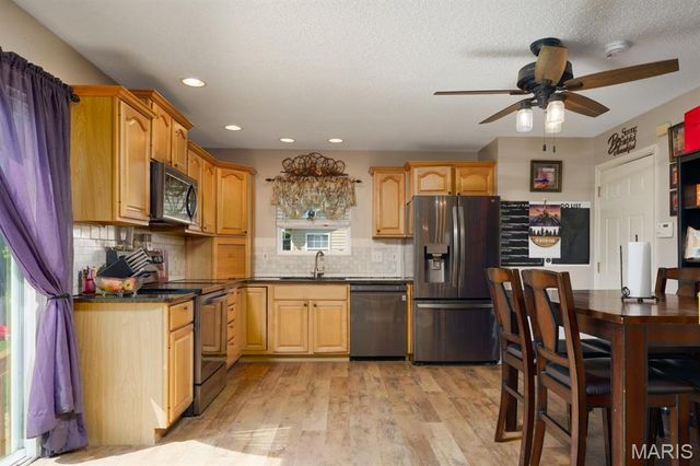 35 Jason Drive, Glen Carbon, IL 62034