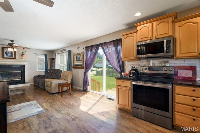 35 Jason Drive, Glen Carbon, IL 62034