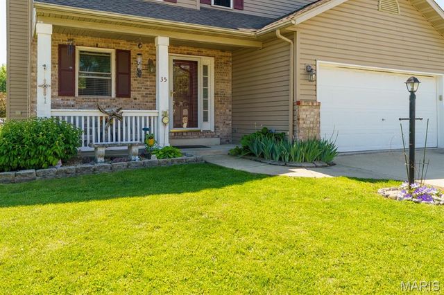 35 Jason Drive, Glen Carbon, IL 62034