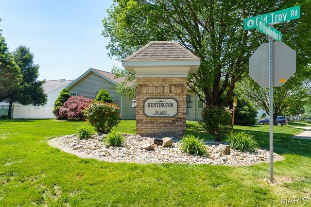35 Jason Drive, Glen Carbon, IL 62034