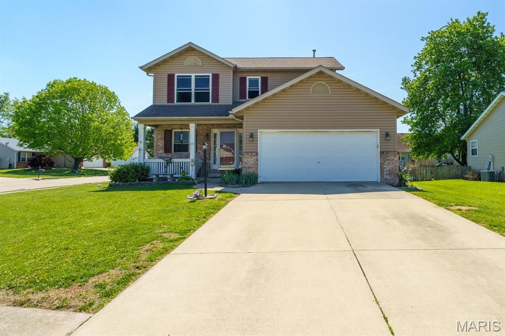 35 Jason Drive, Glen Carbon, IL 62034