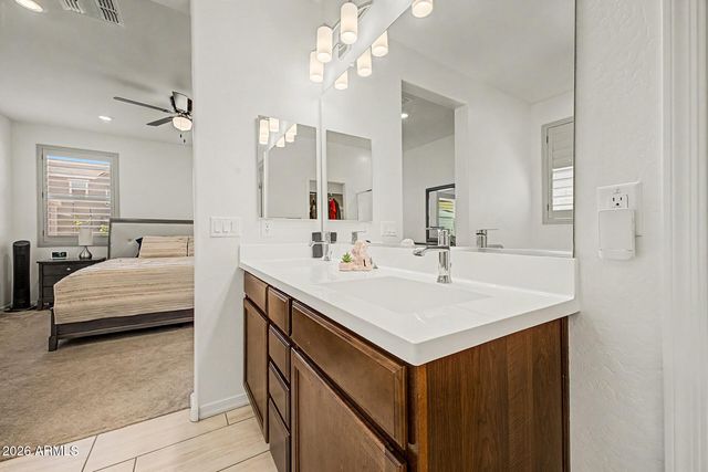 2949 E Cherry Hill Drive, Gilbert, AZ 85298